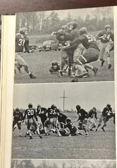 1946 Malvern Football Team in action